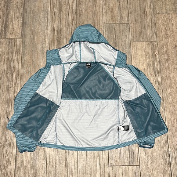 The North Face Women’s Zip Up Windbreaker Jacket with Hood Blue/White Size SP - Picture 6 of 10